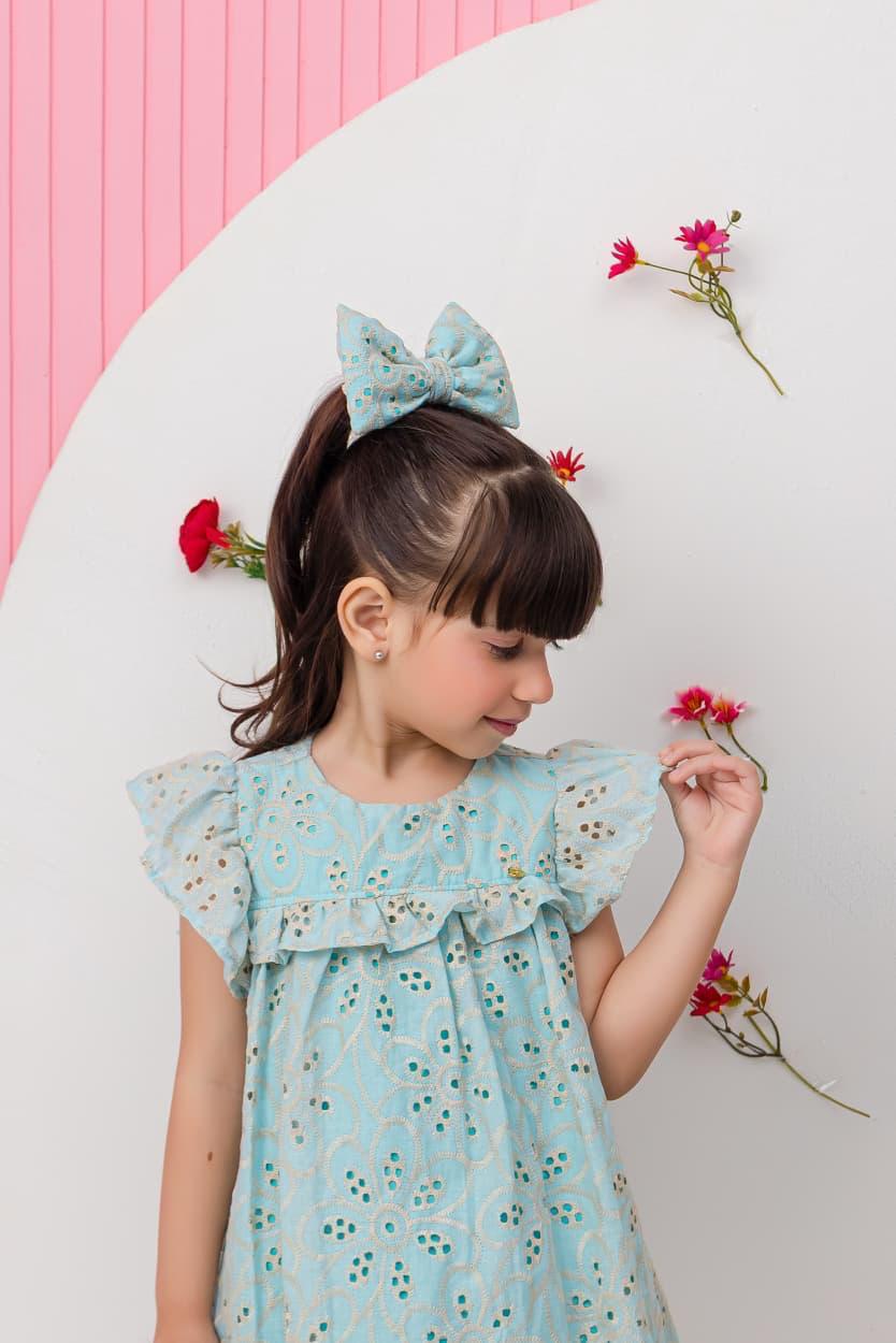 Vestido infantil Laíse bordado de luxo verde água renda lasie - Imagem 3